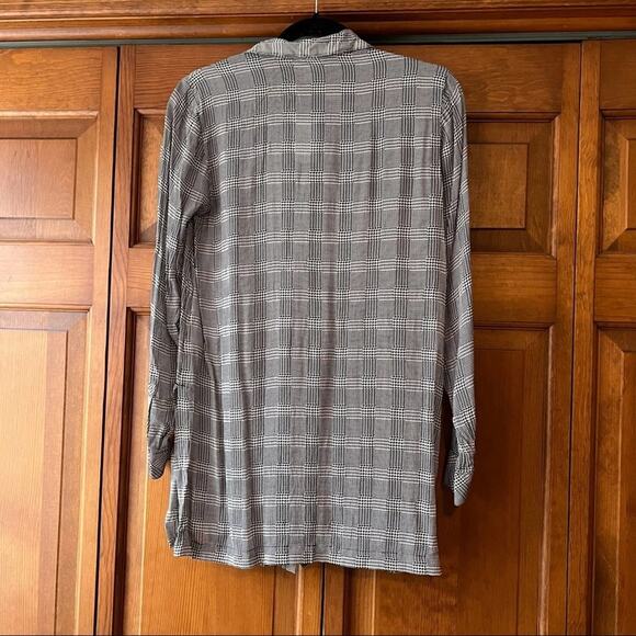 NWT J. Jill Women's Herringbone Button Down Tunic Blouse Top Long Sleeve Size XS - Picture 2 of 10